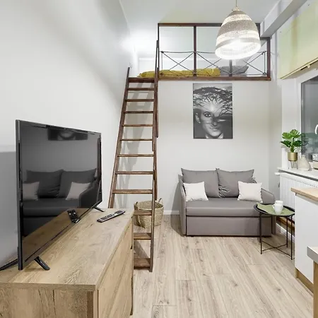 Niron Dom Z Papieru Nairobi * Piła